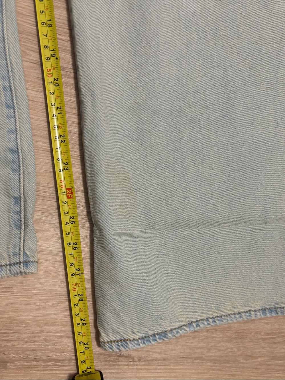 NWT Levi’s Ribcage Wide-Leg Jeans in De Oro Light Wash - Picture 11 of 11